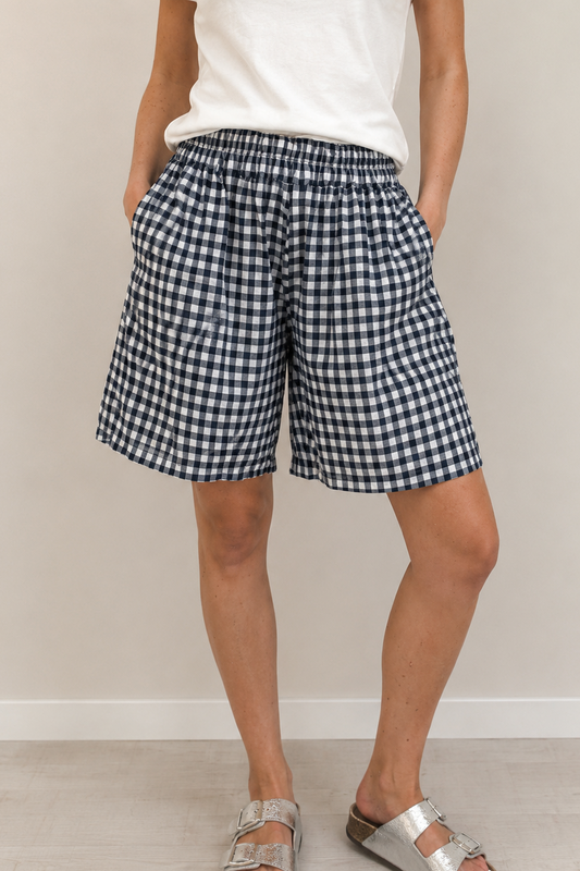 Short in Vichy