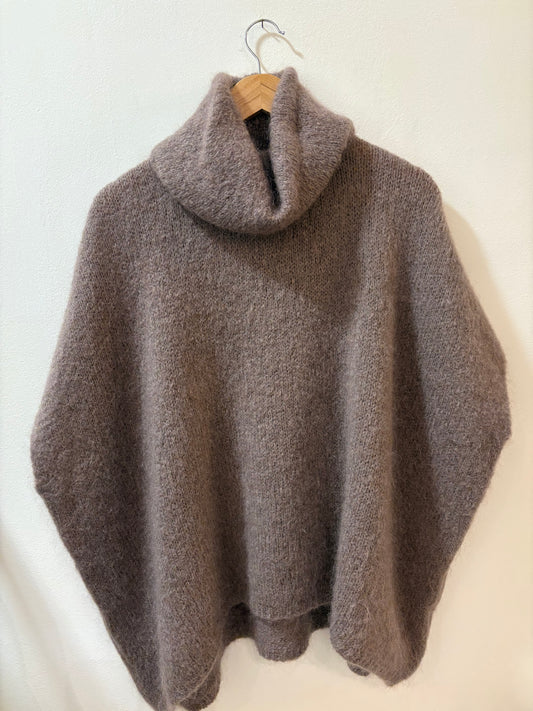 Poncho in Mohair