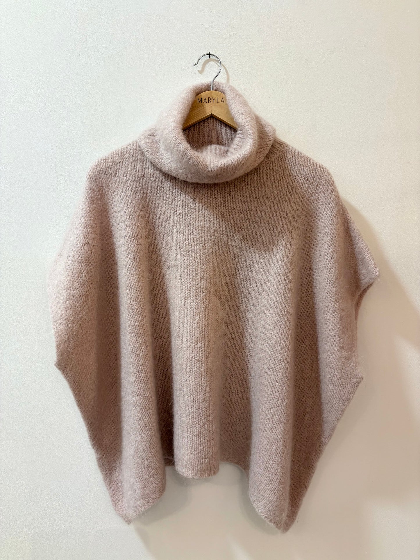 Poncho in Mohair